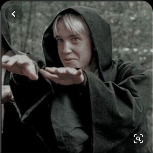 Meet your Posher, Isabella